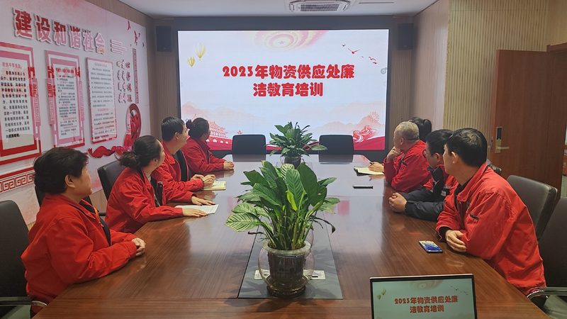 成人教育自考与成考：两种途径的优劣势解析