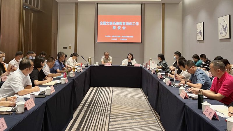 音响系统是企业培训中不可或缺的部分。在定制音响系统时，需要考虑以下参数：